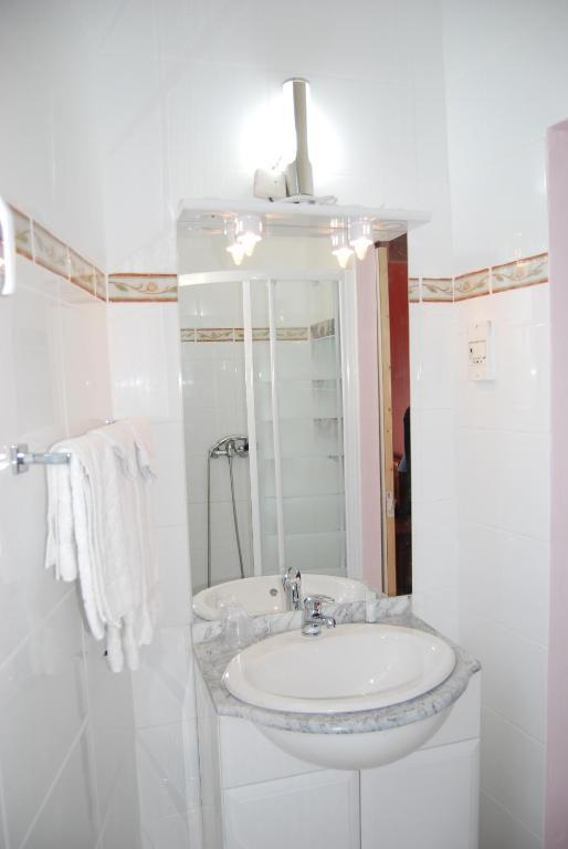Hôtel Azur Nizza Szoba fotó