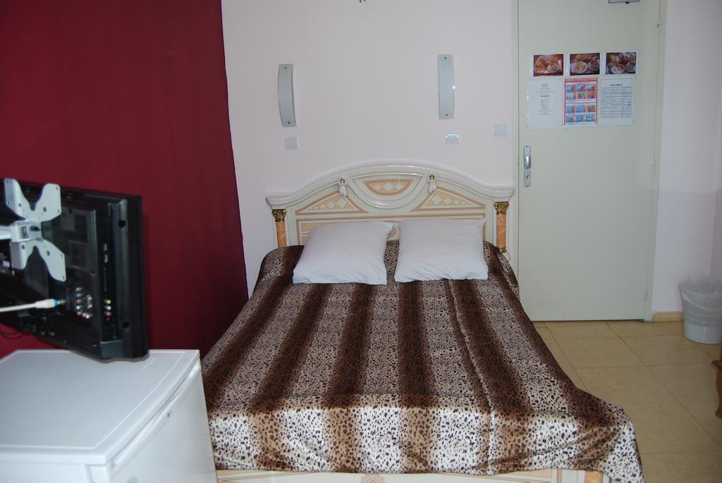 Hôtel Azur Nizza Kültér fotó