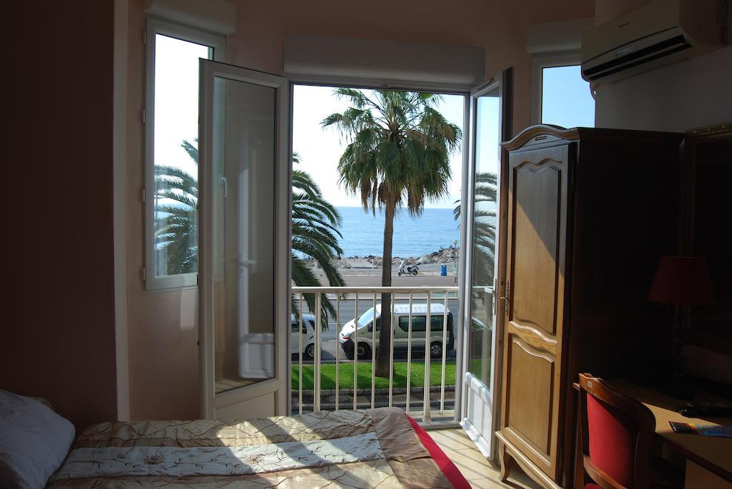 Hôtel Azur Nizza Kültér fotó