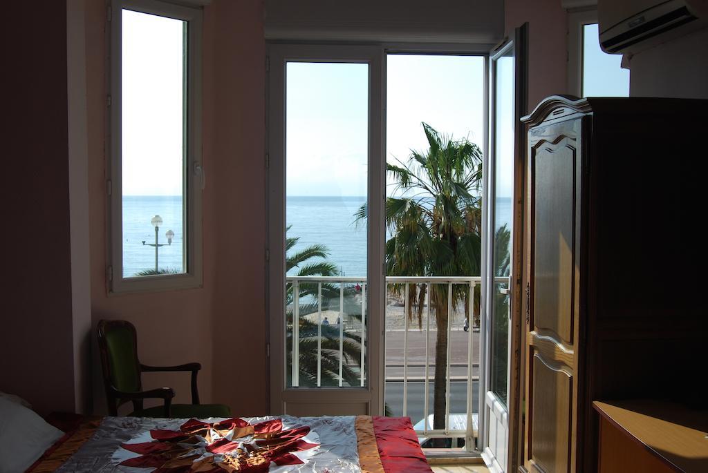 Hôtel Azur Nizza Kültér fotó